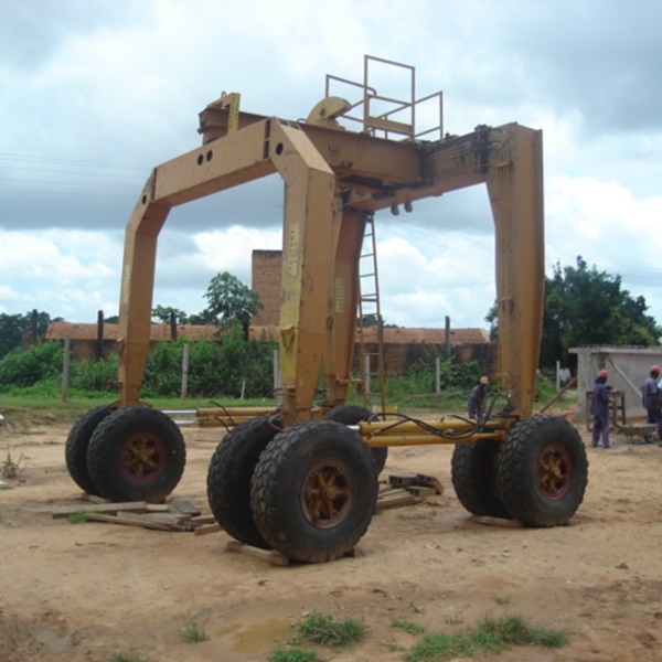 Carrelone ROHR transporte de vigas pre montadas