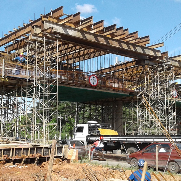 Obra com Sistema de Torre ETEM