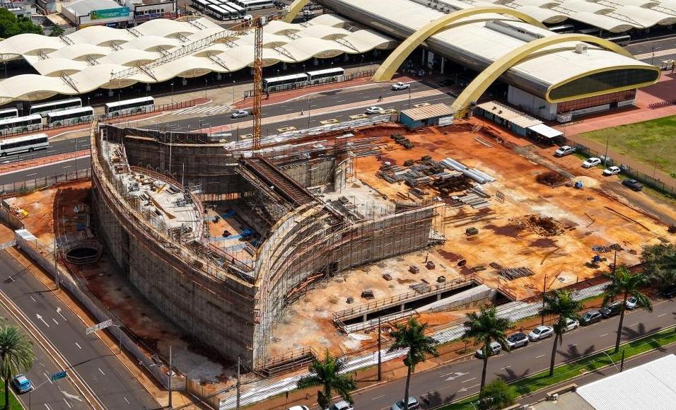 Soluções estruturais da ROHR dão forma ao Centro de Convenções Oscar Niemeyer, em Maringá